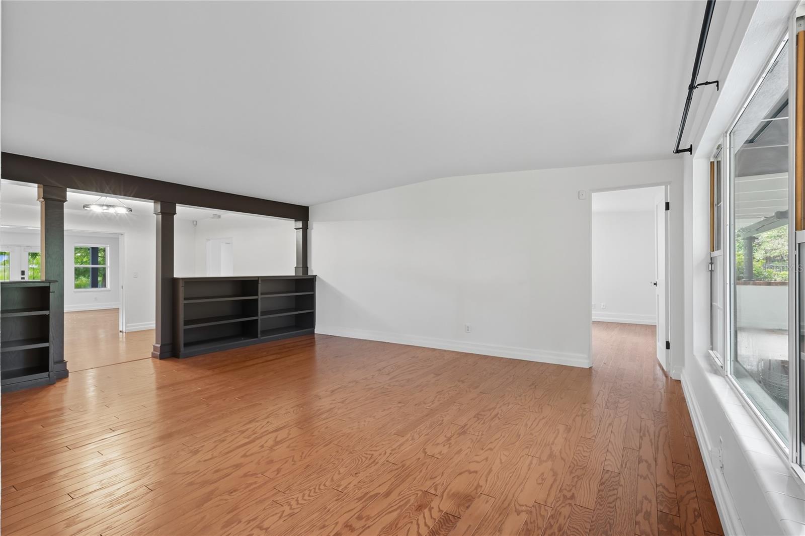 LAKE FOREST PARK - Residential Lease