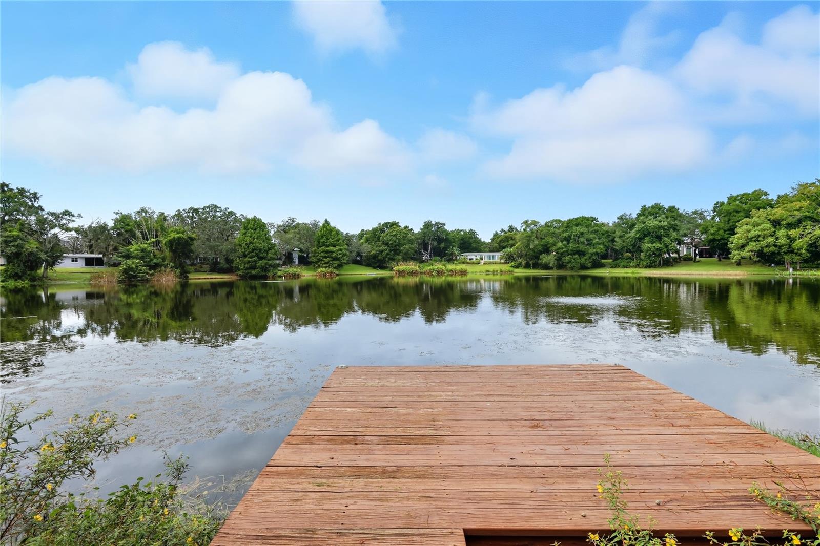 LAKE FOREST PARK - Residential Lease