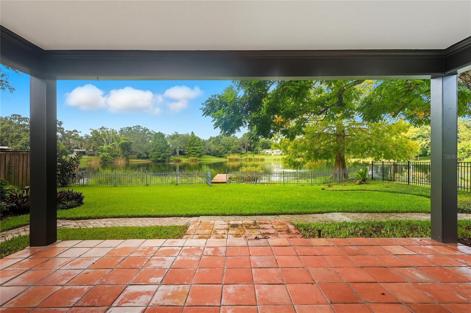 LAKE FOREST PARK - Residential Lease