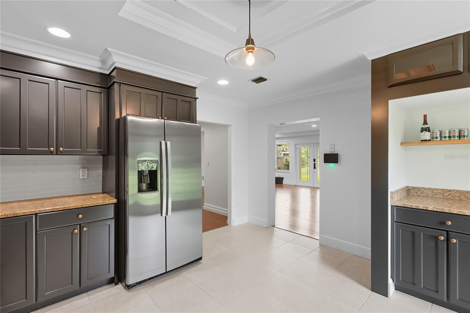 LAKE FOREST PARK - Residential Lease