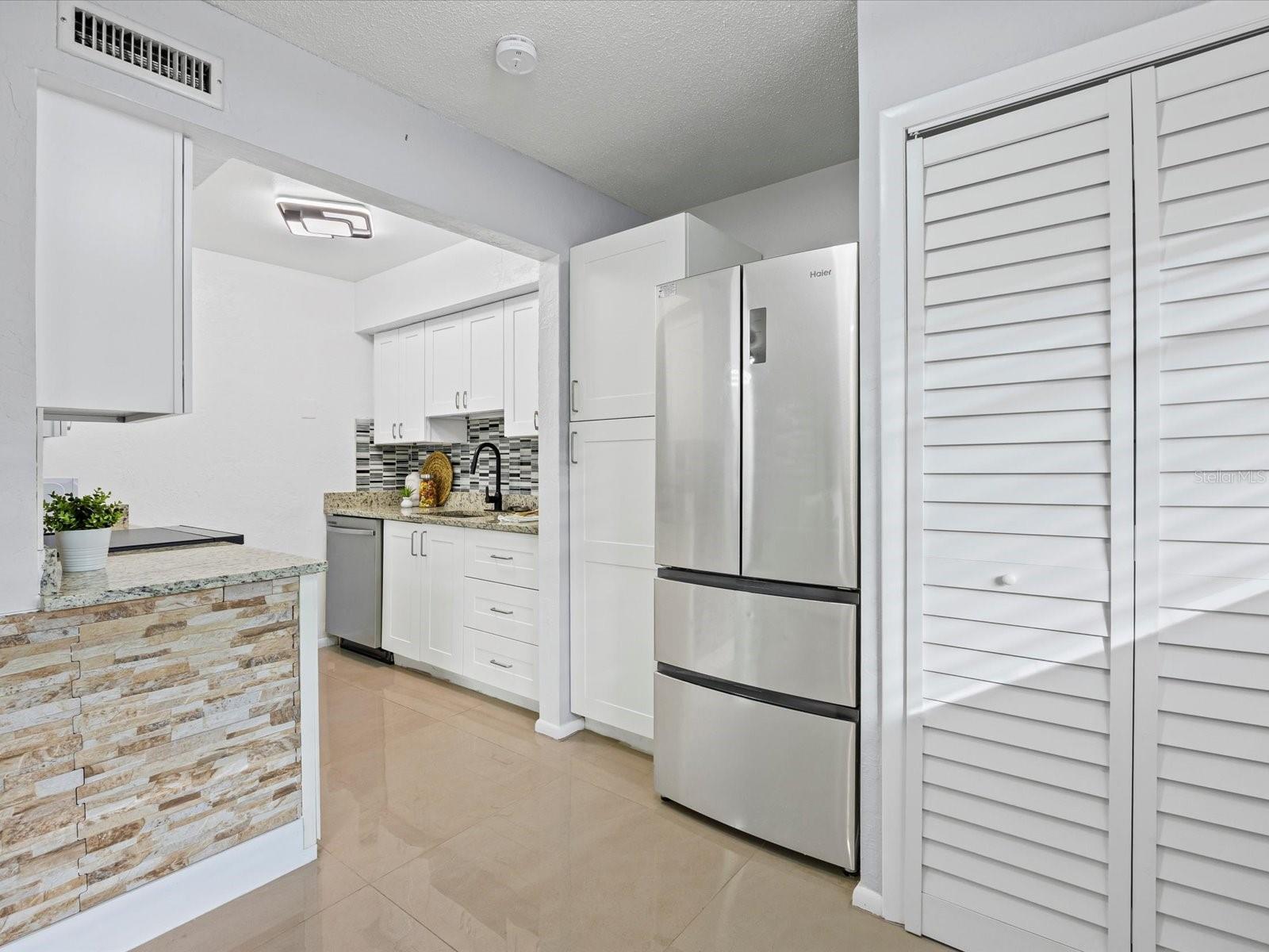 ARAGON CONDO - Residential