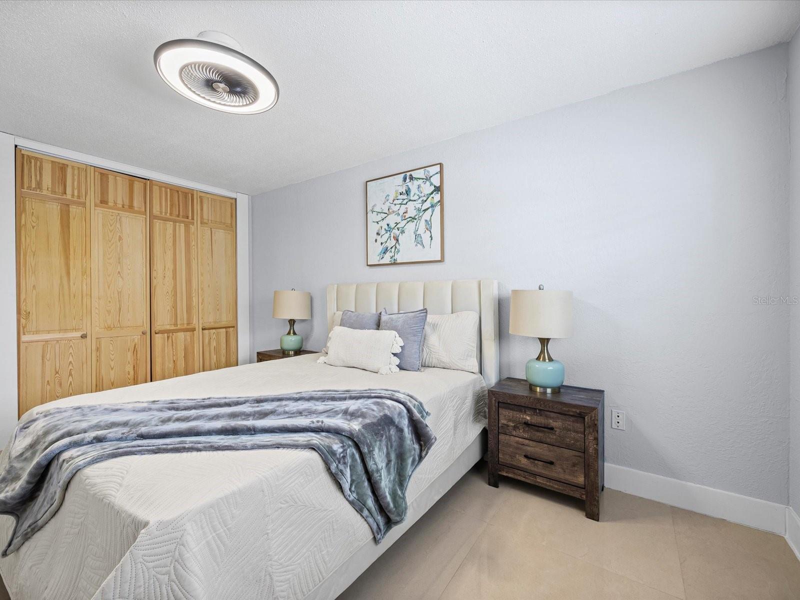 ARAGON CONDO - Residential