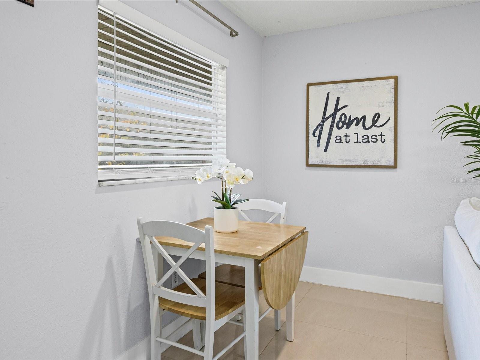 ARAGON CONDO - Residential