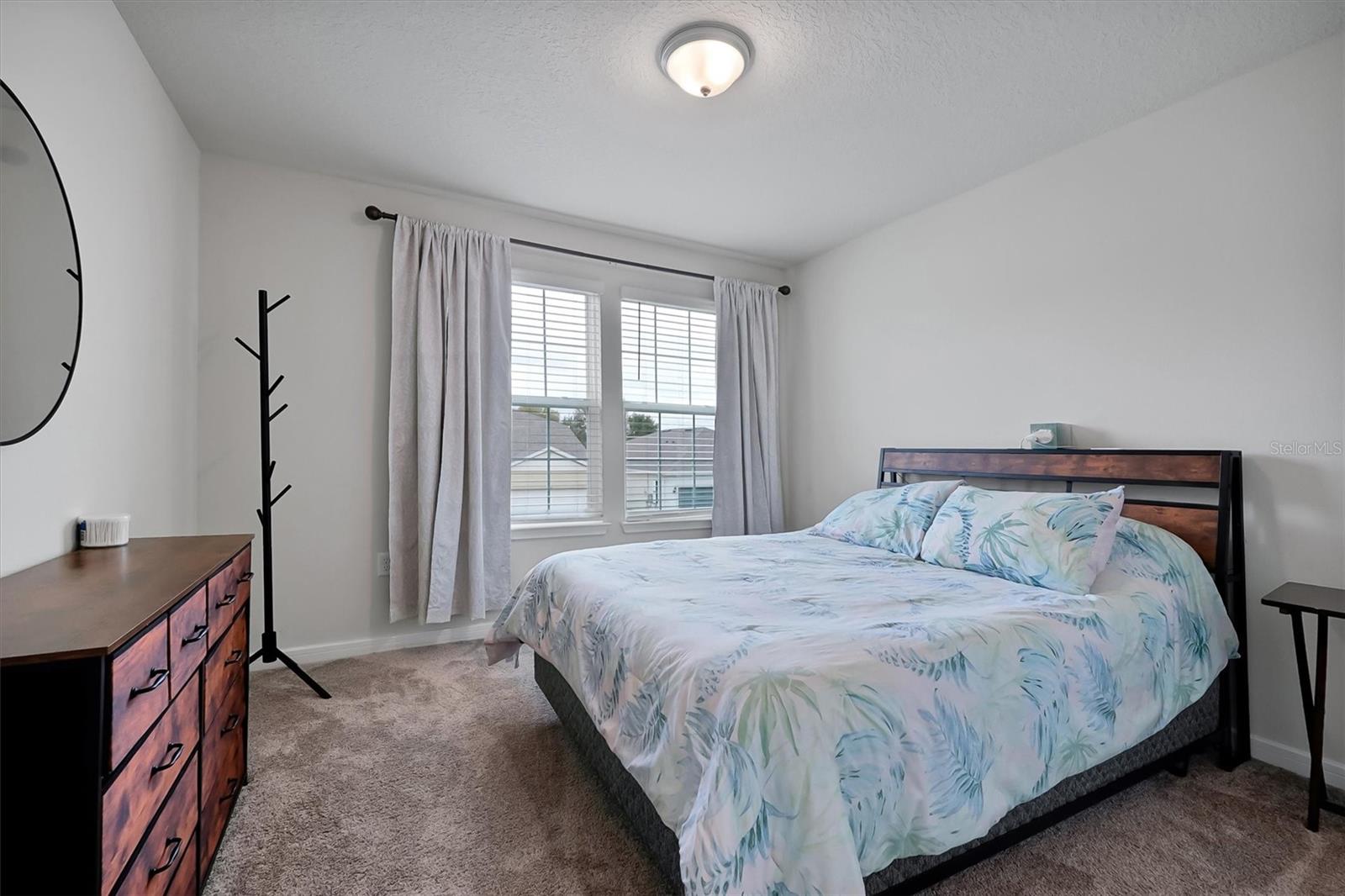 WINDING MDWS - Residential