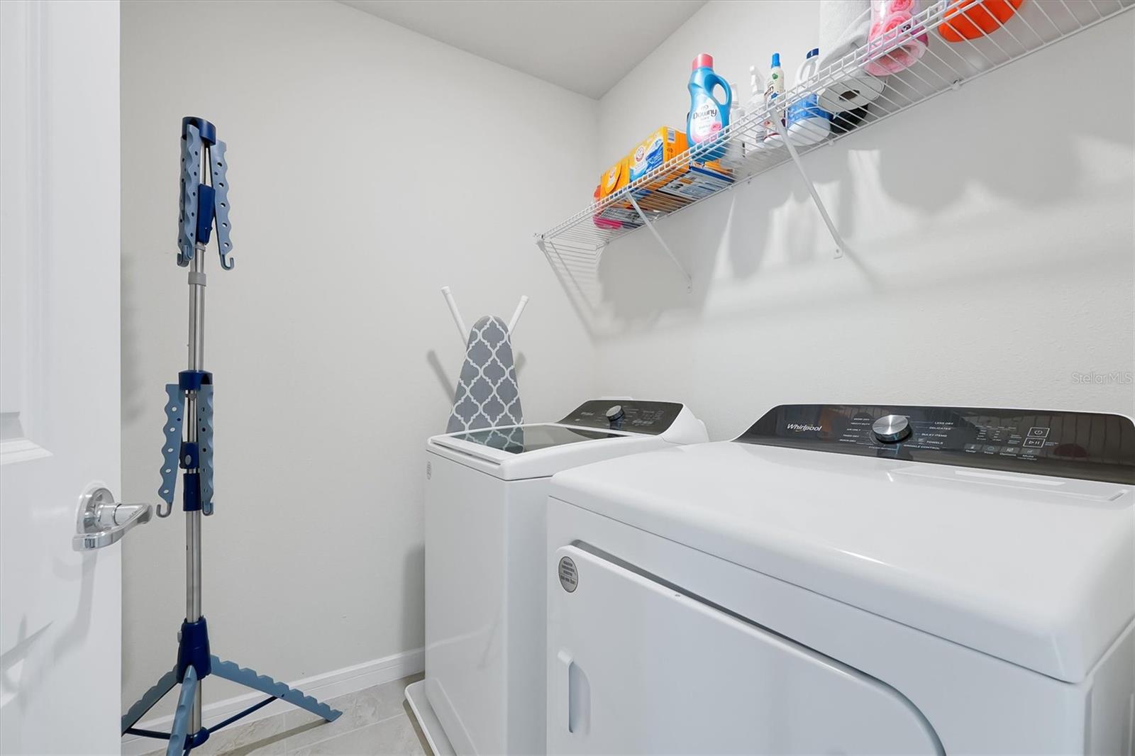 WINDING MDWS - Residential