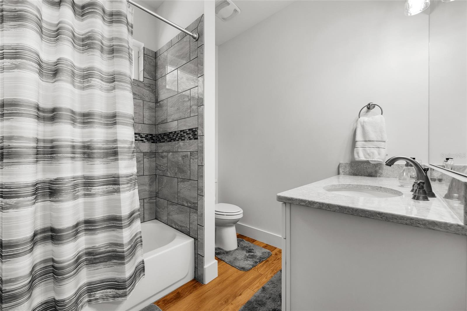 CHESBOROUGHS CORNER FIRST ADD - Residential