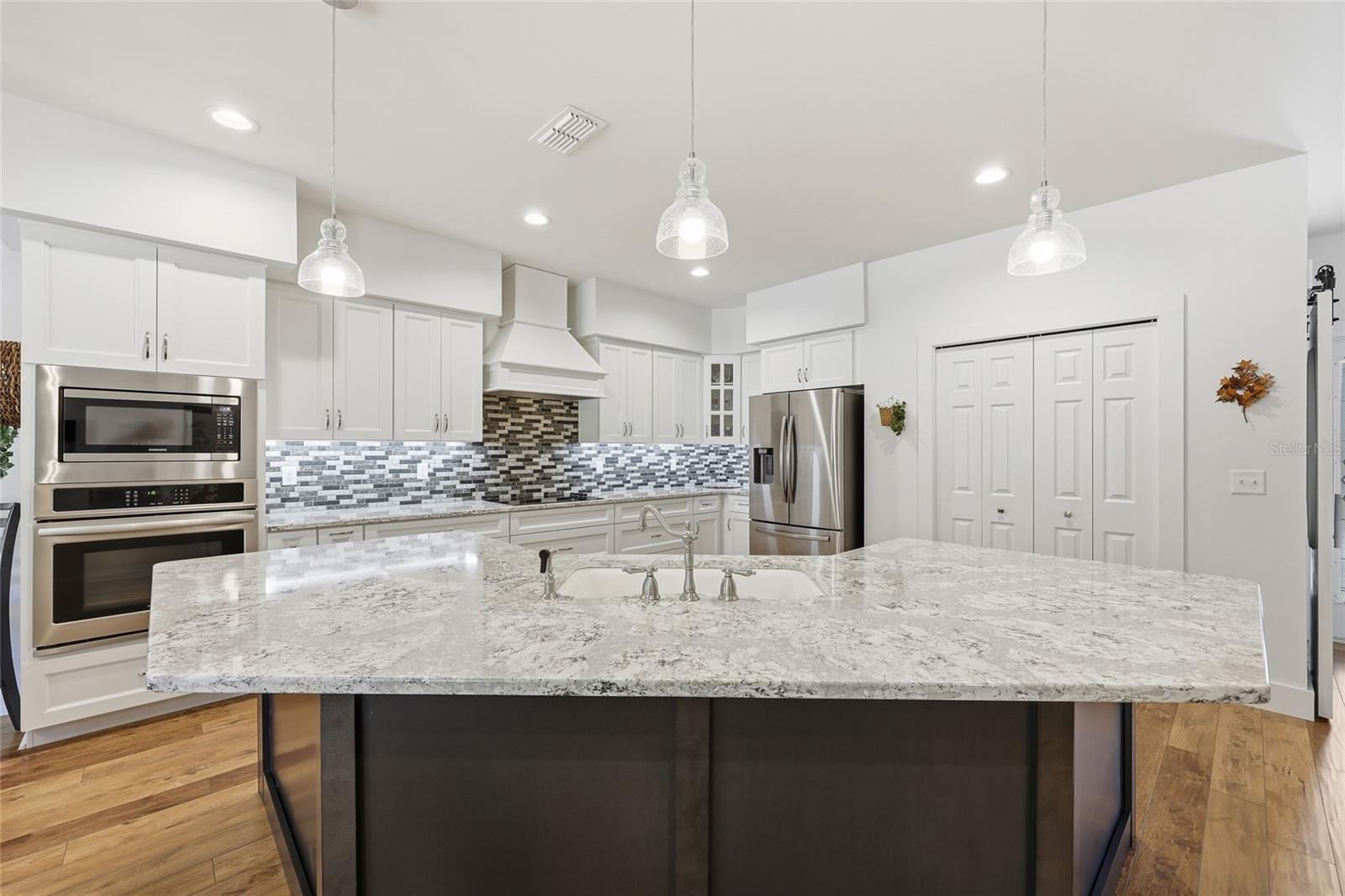 CHESBOROUGHS CORNER FIRST ADD - Residential