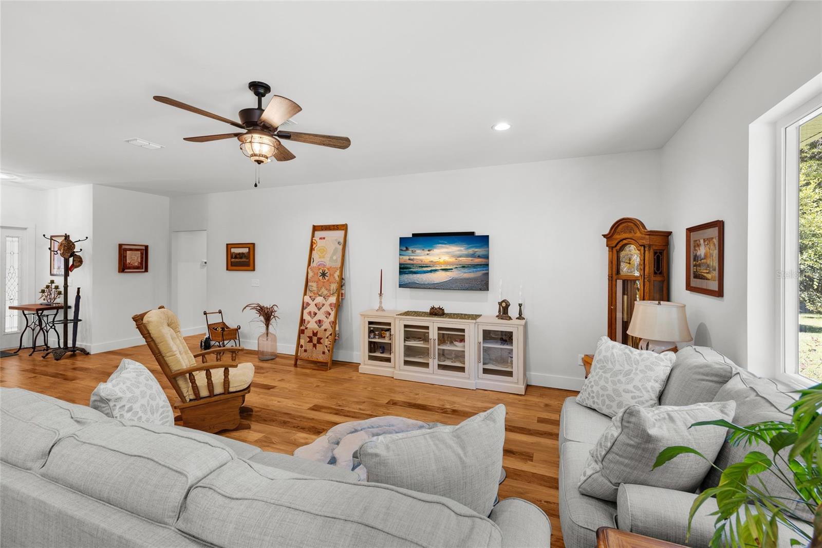 CHESBOROUGHS CORNER FIRST ADD - Residential