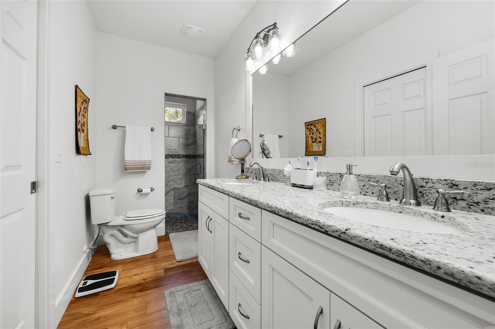 CHESBOROUGHS CORNER FIRST ADD - Residential