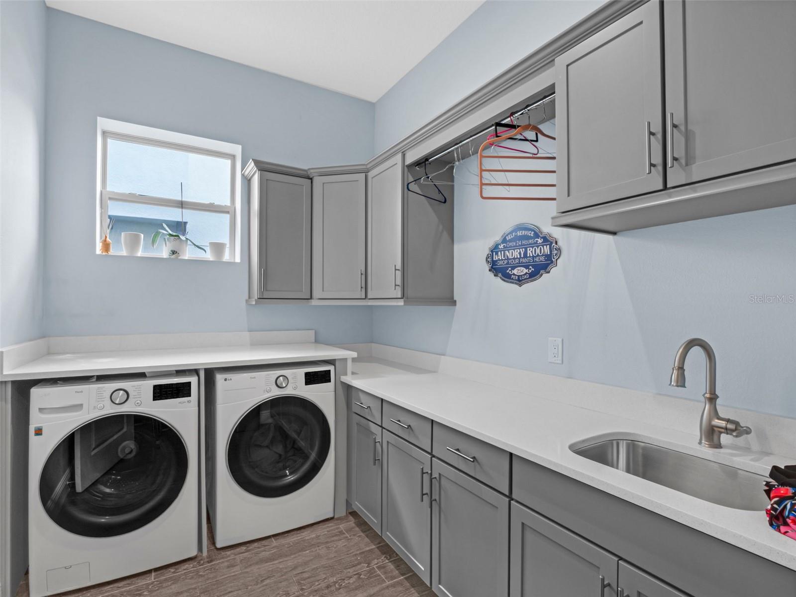 CANOPY OAKS PH 1 - Residential