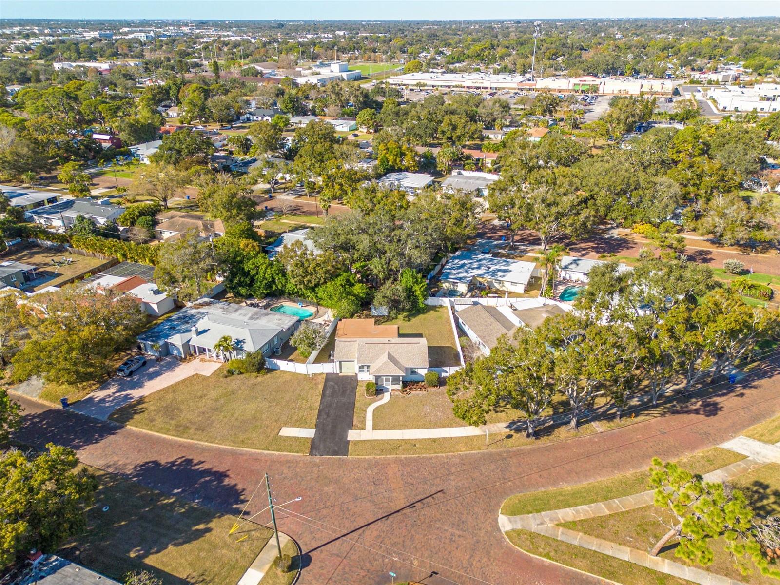 EAGLE CREST - Residential