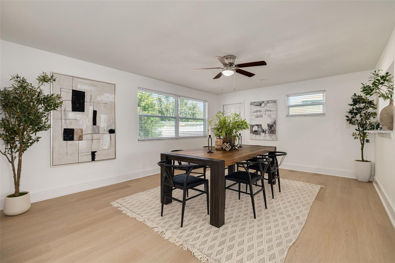 EAGLE CREST - Residential