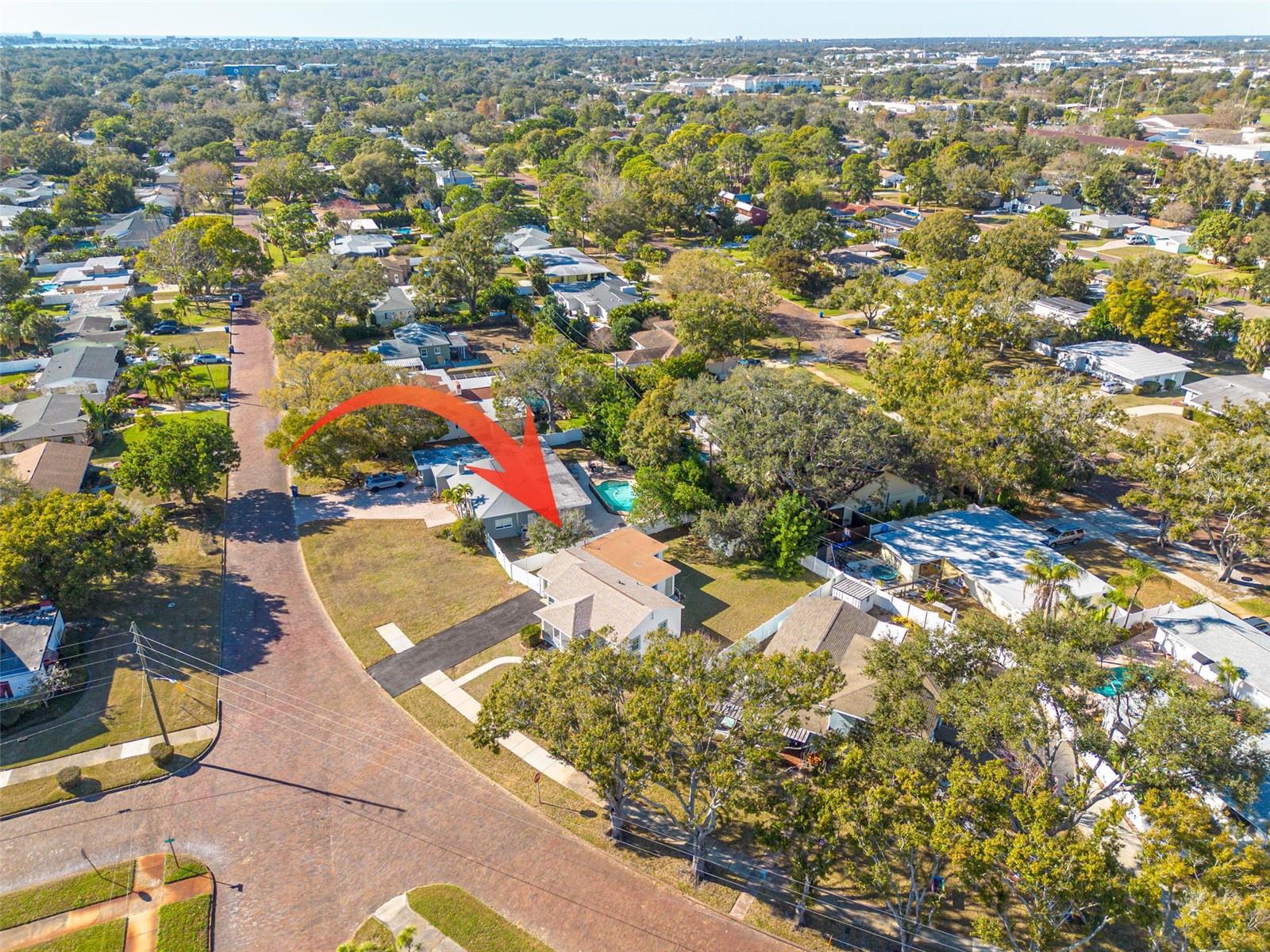 EAGLE CREST - Residential