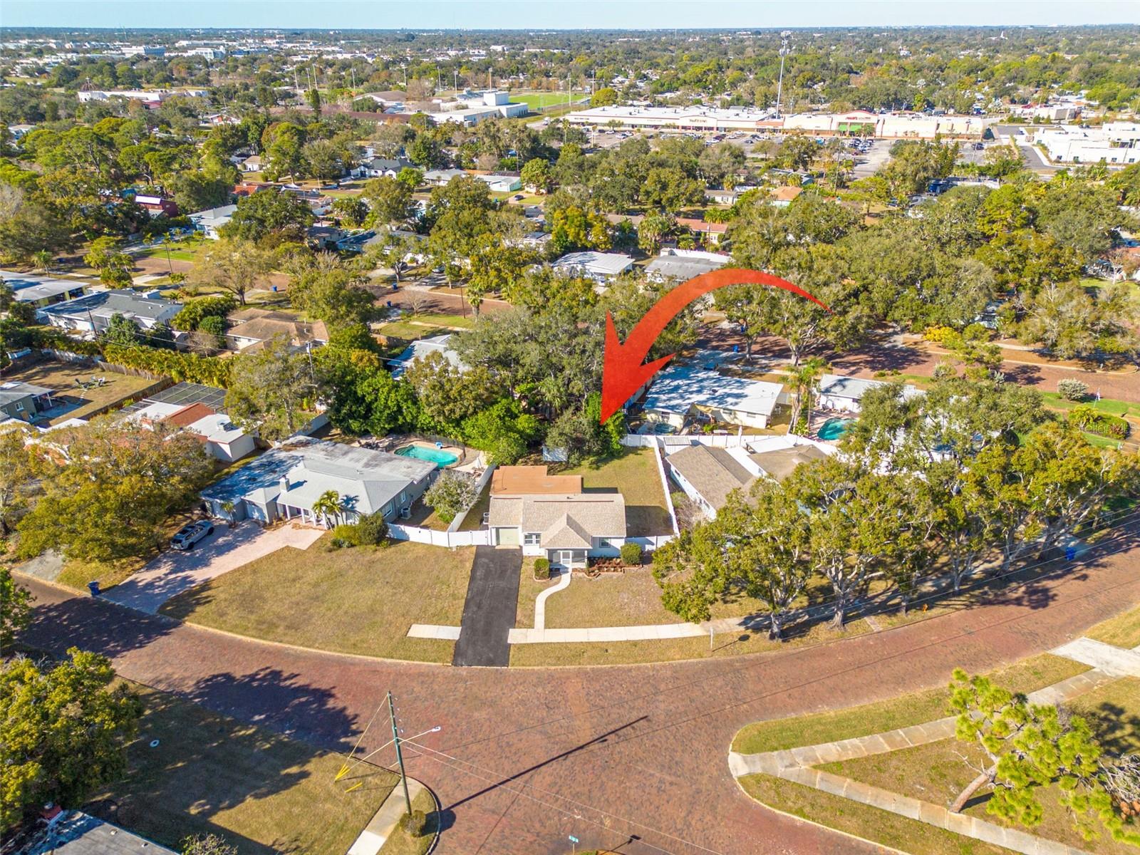 EAGLE CREST - Residential