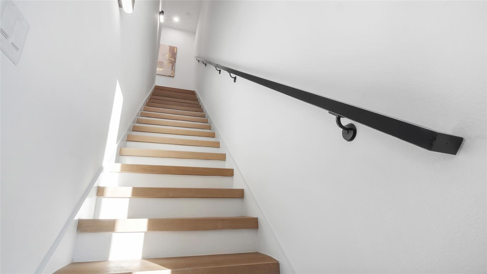 4TH STREET GARDENS - Residential