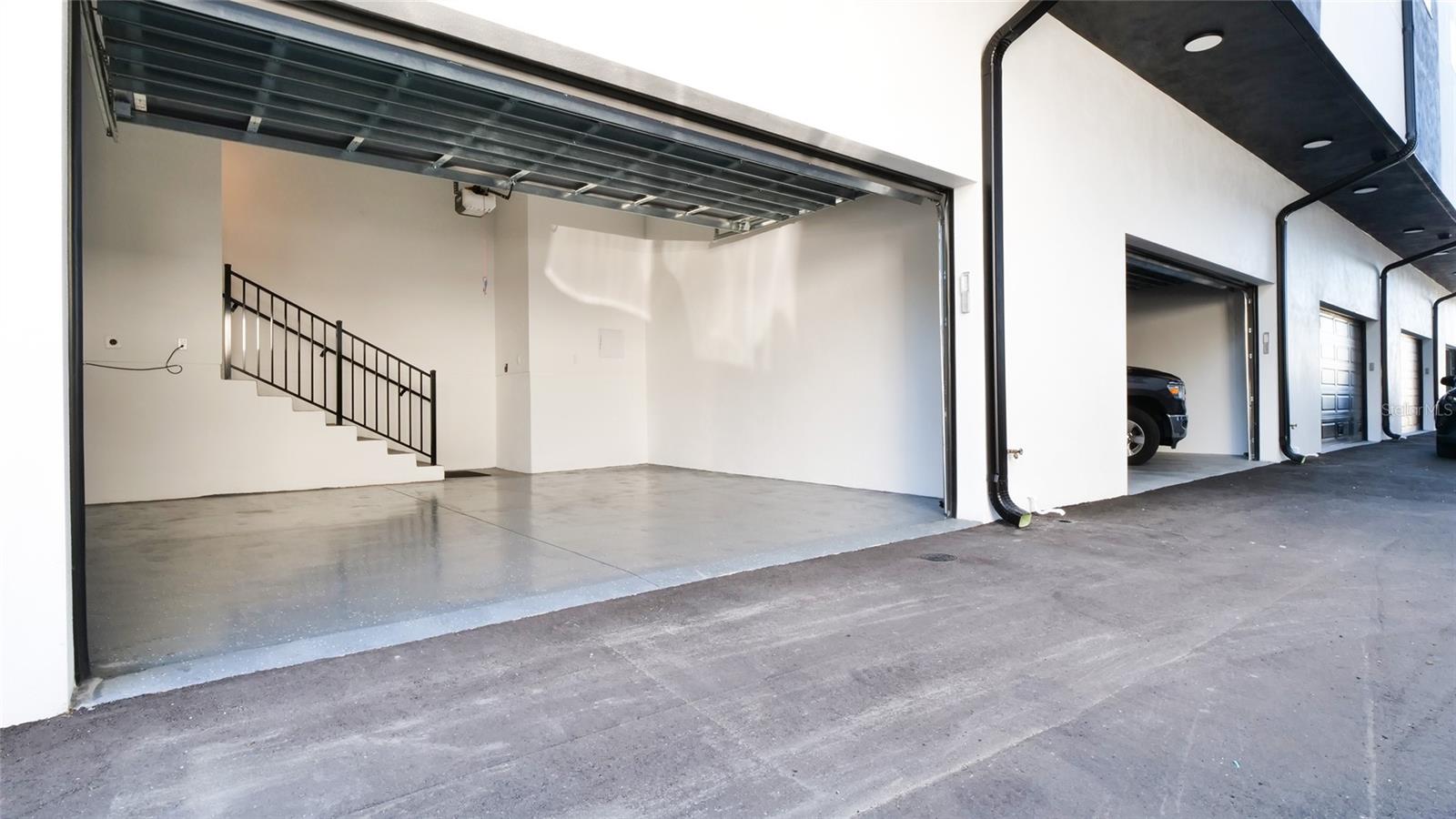 4TH STREET GARDENS - Residential