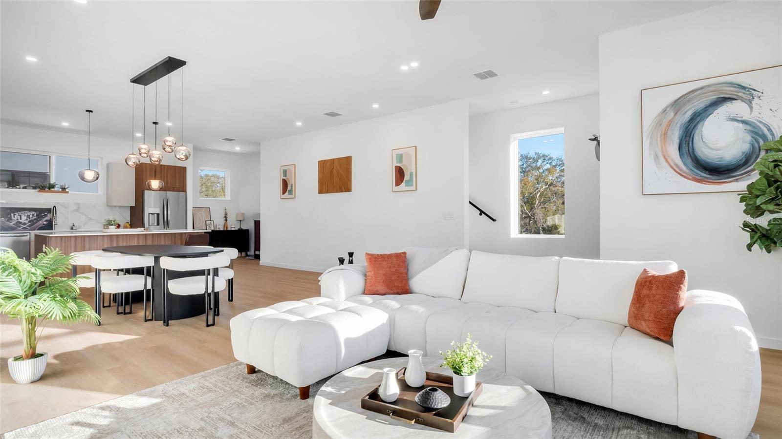 4TH STREET GARDENS - Residential