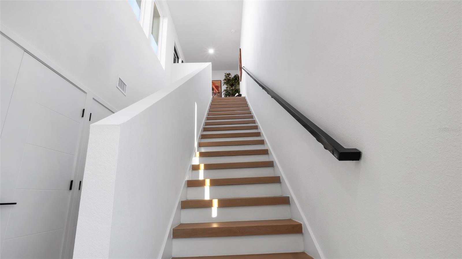 4TH STREET GARDENS - Residential