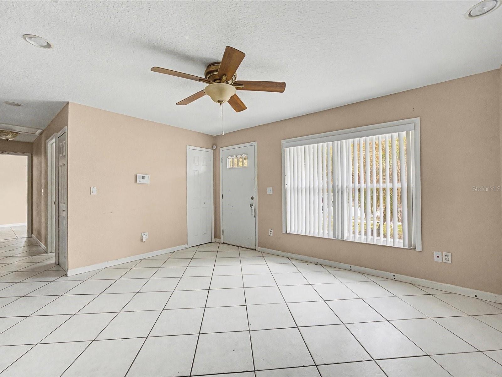 FOX RUN - Residential