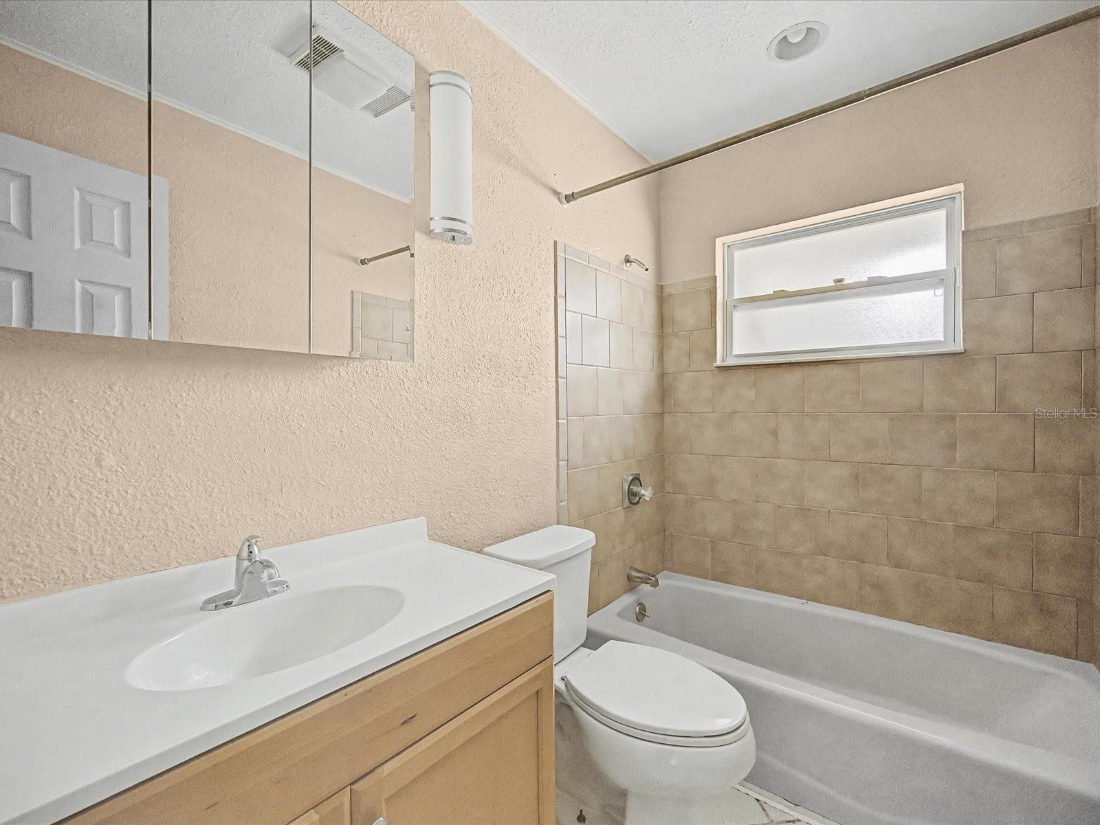 FOX RUN - Residential