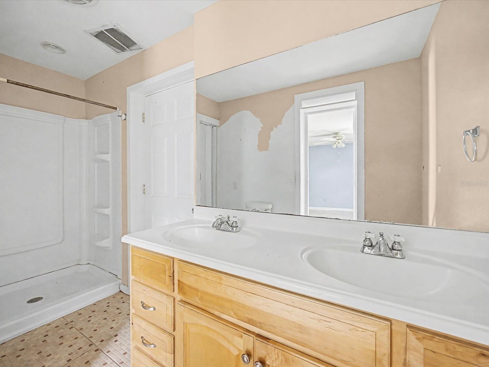 FOX RUN - Residential