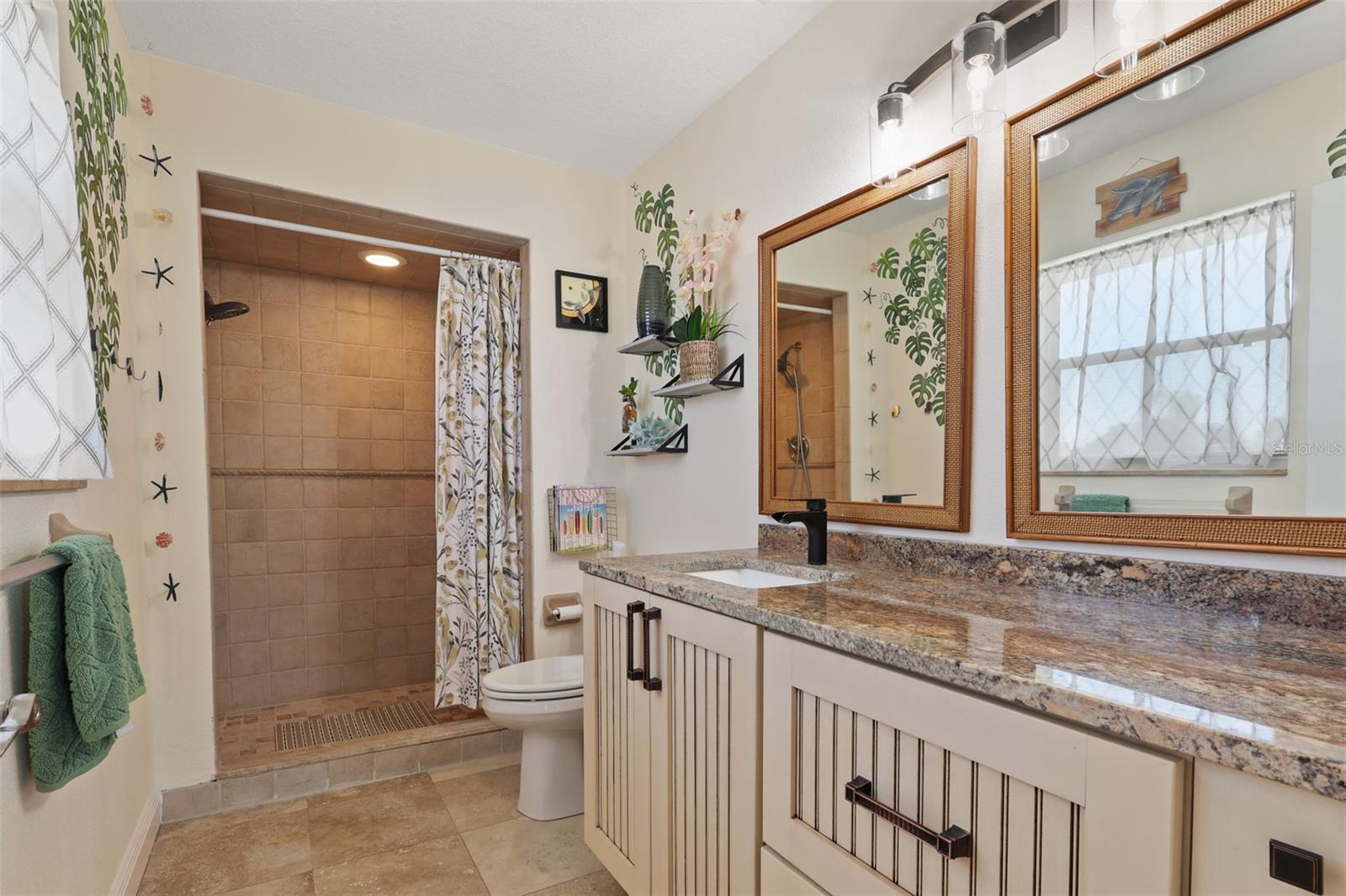 HERNANDO BEACH - Residential