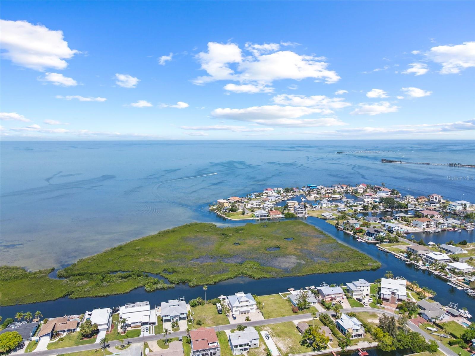 HERNANDO BEACH - Residential