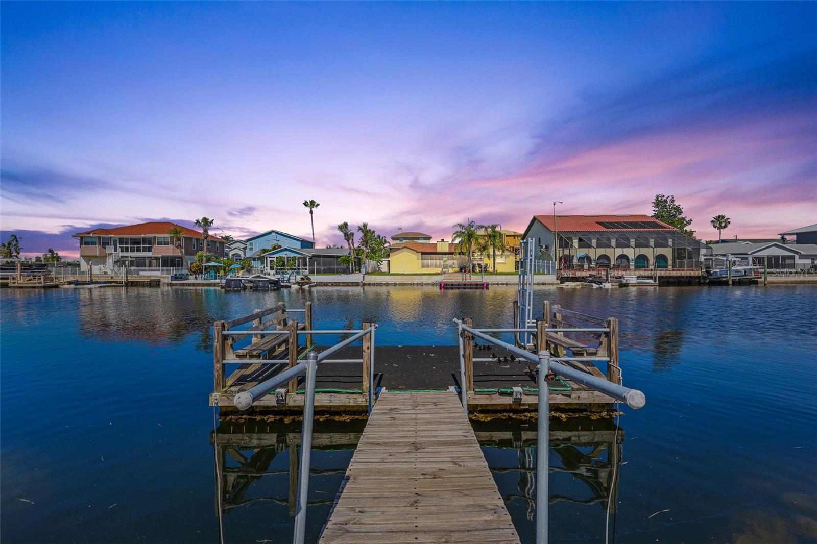 HERNANDO BEACH - Residential