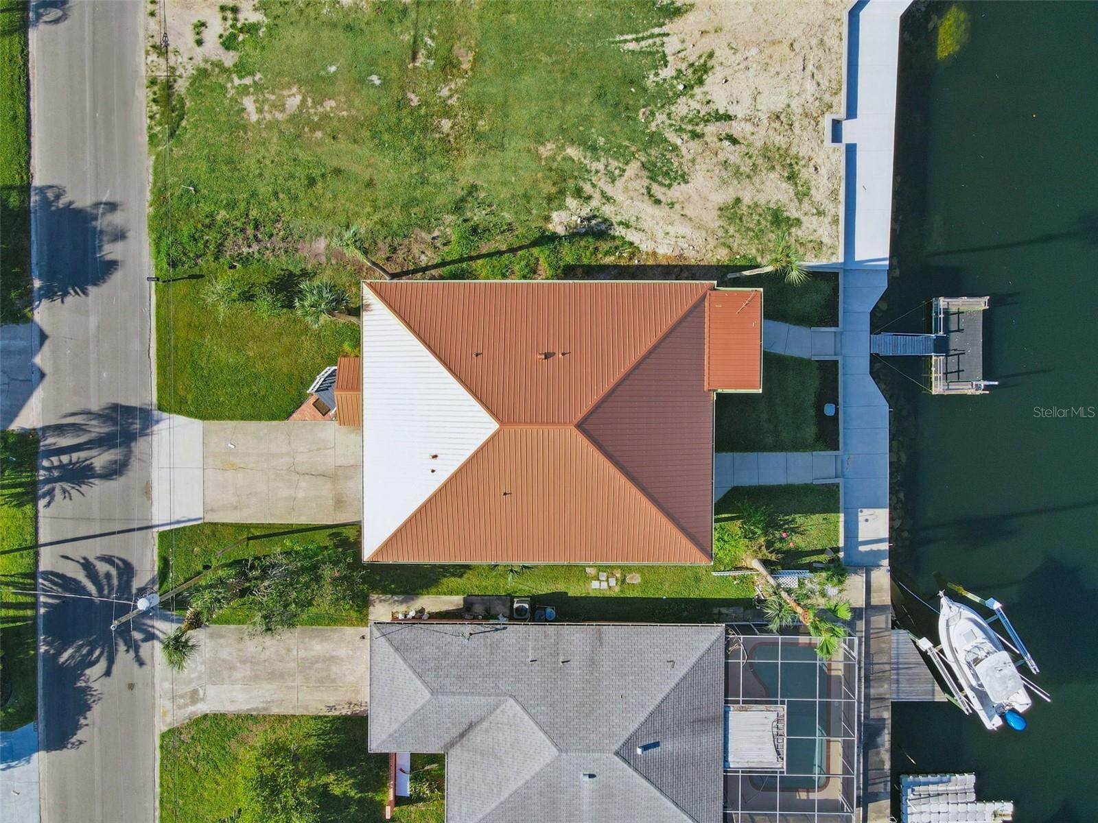 HERNANDO BEACH - Residential