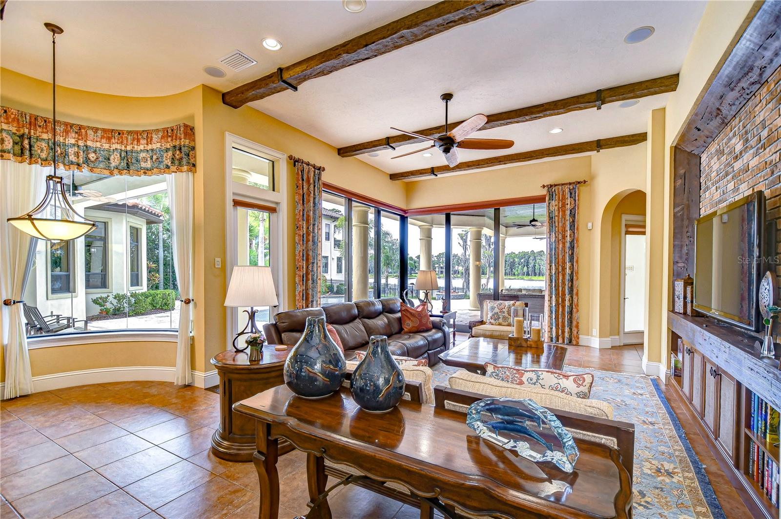 LADERA - Residential