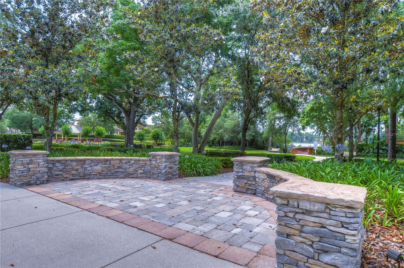 LADERA - Residential