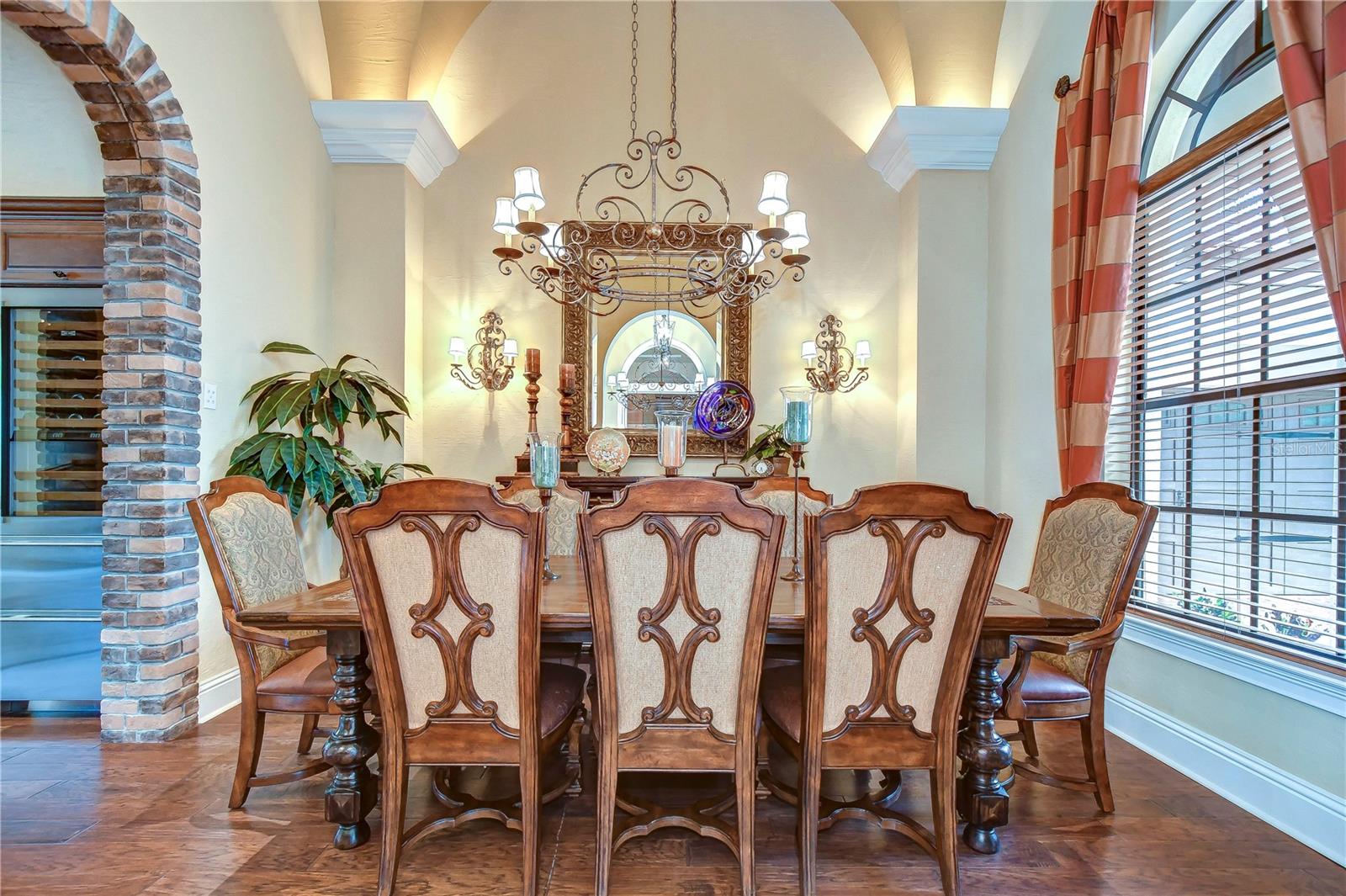 LADERA - Residential