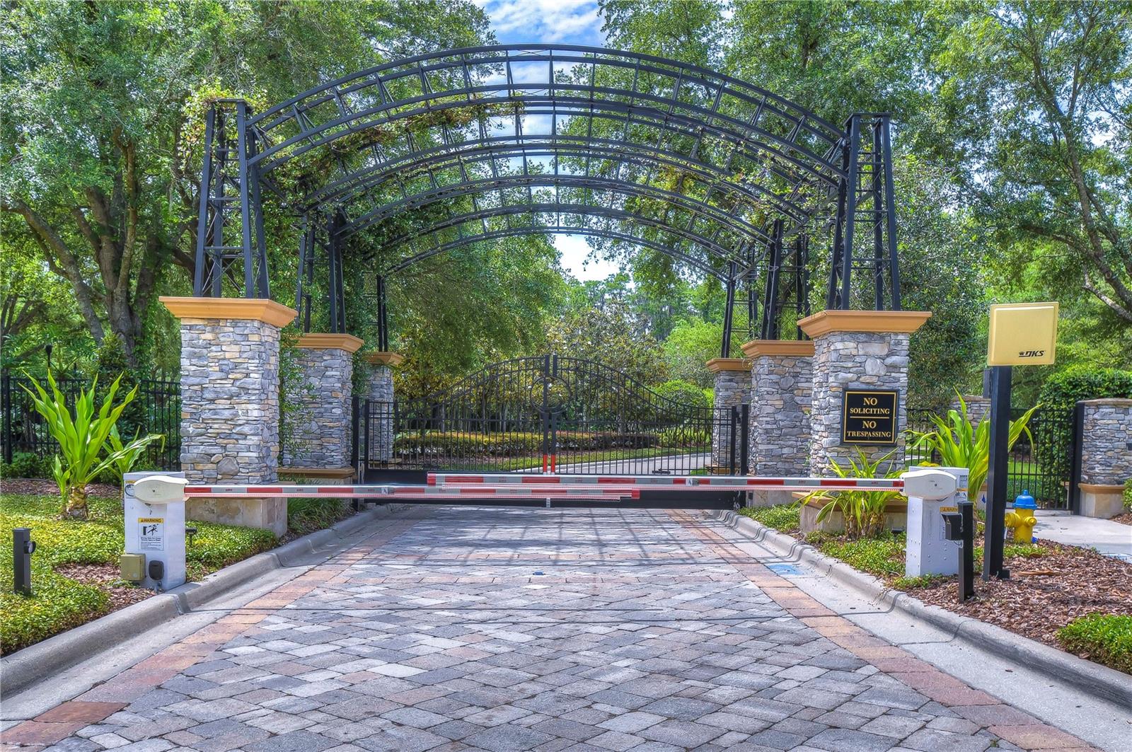 LADERA - Residential