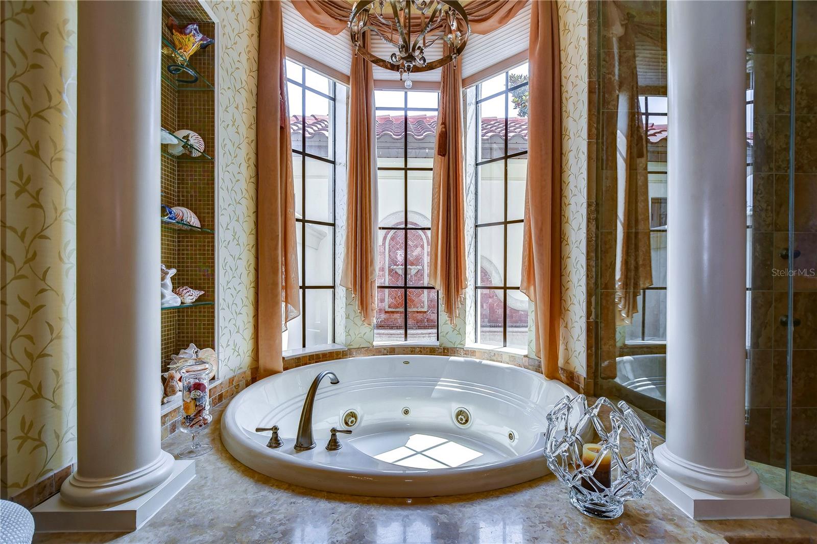 LADERA - Residential