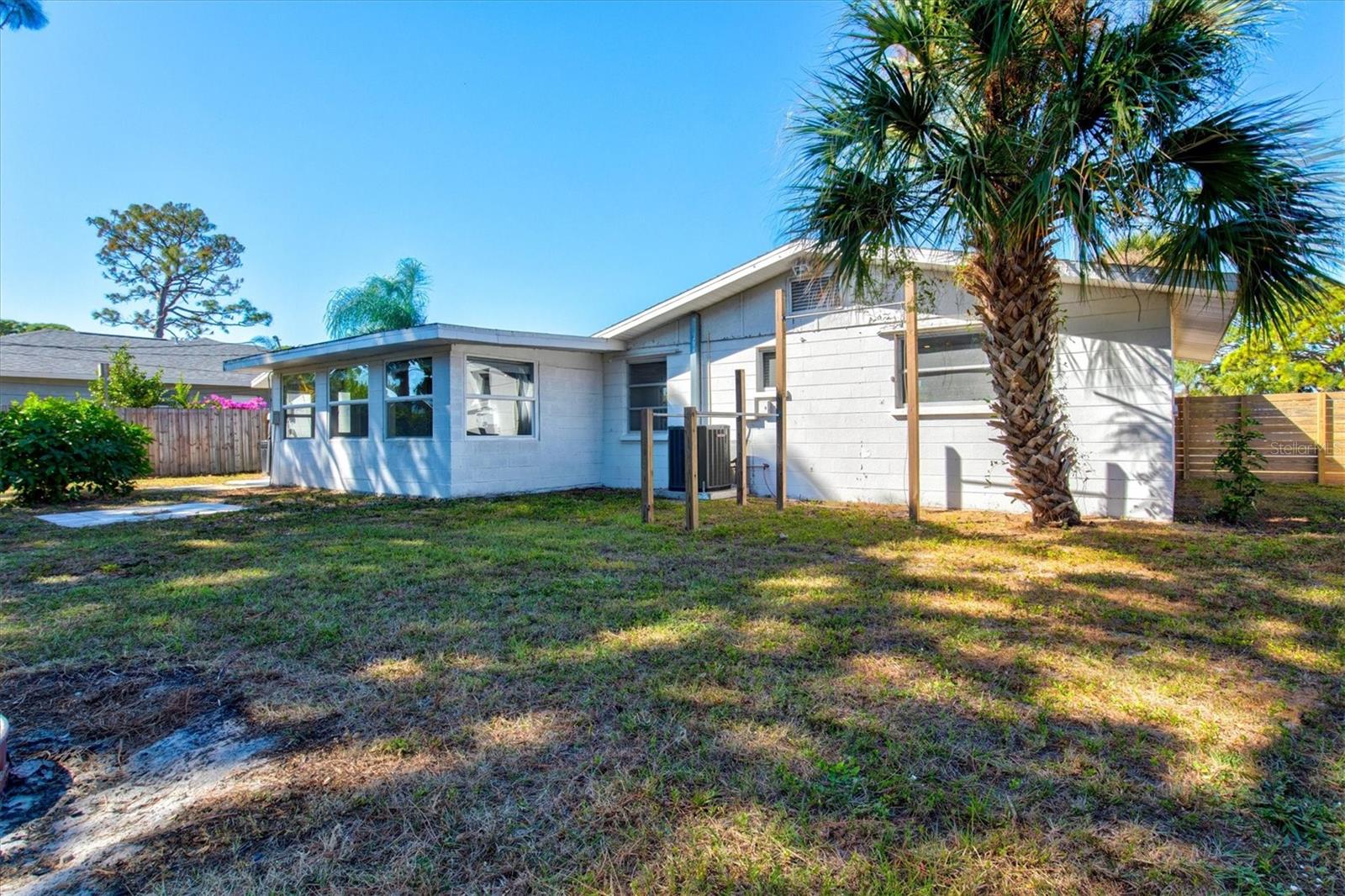 SUNSET BEACH - Residential