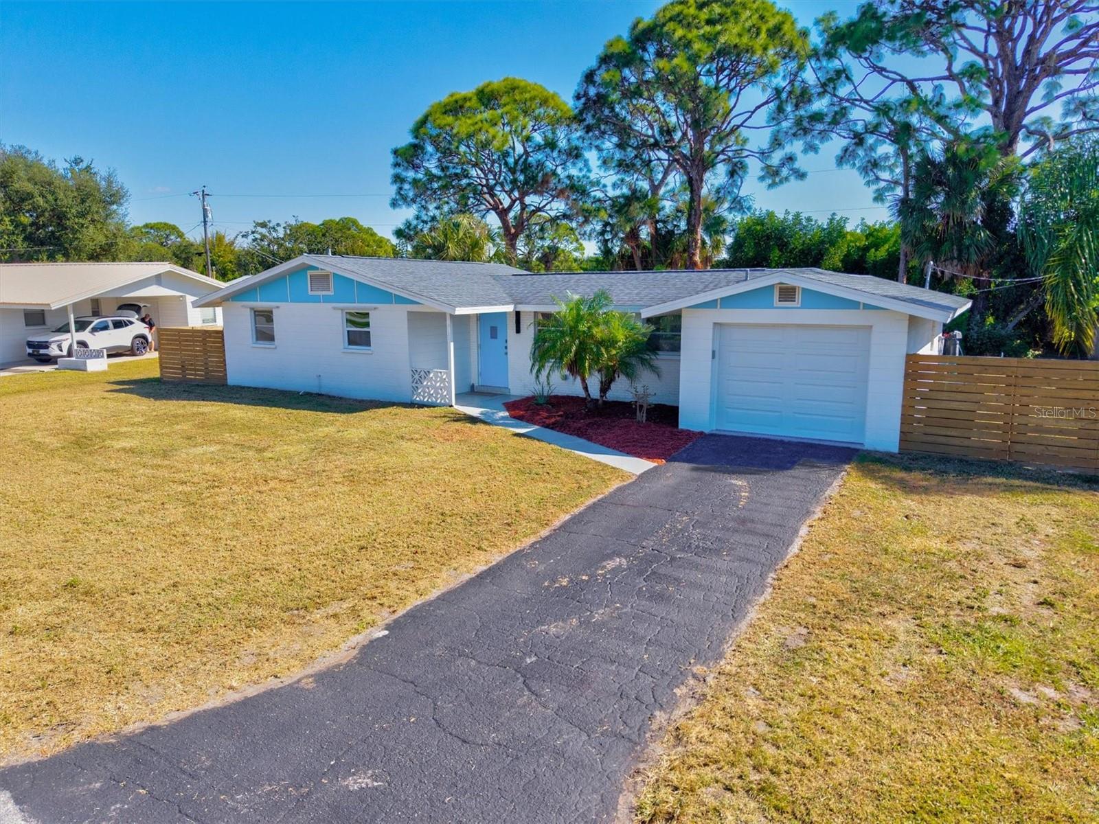 SUNSET BEACH - Residential