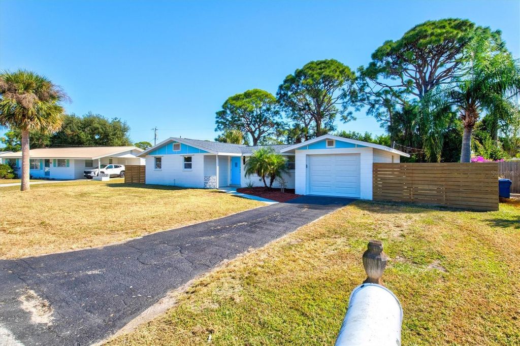 Photo of 3151 Sunset Beach Drive, Venice, FL 34293 (MLS # A4672272)