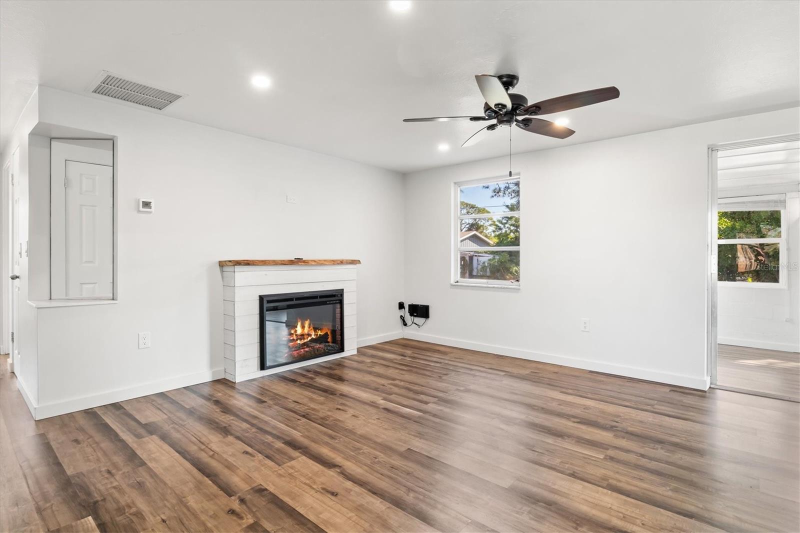 SUNSET BEACH - Residential