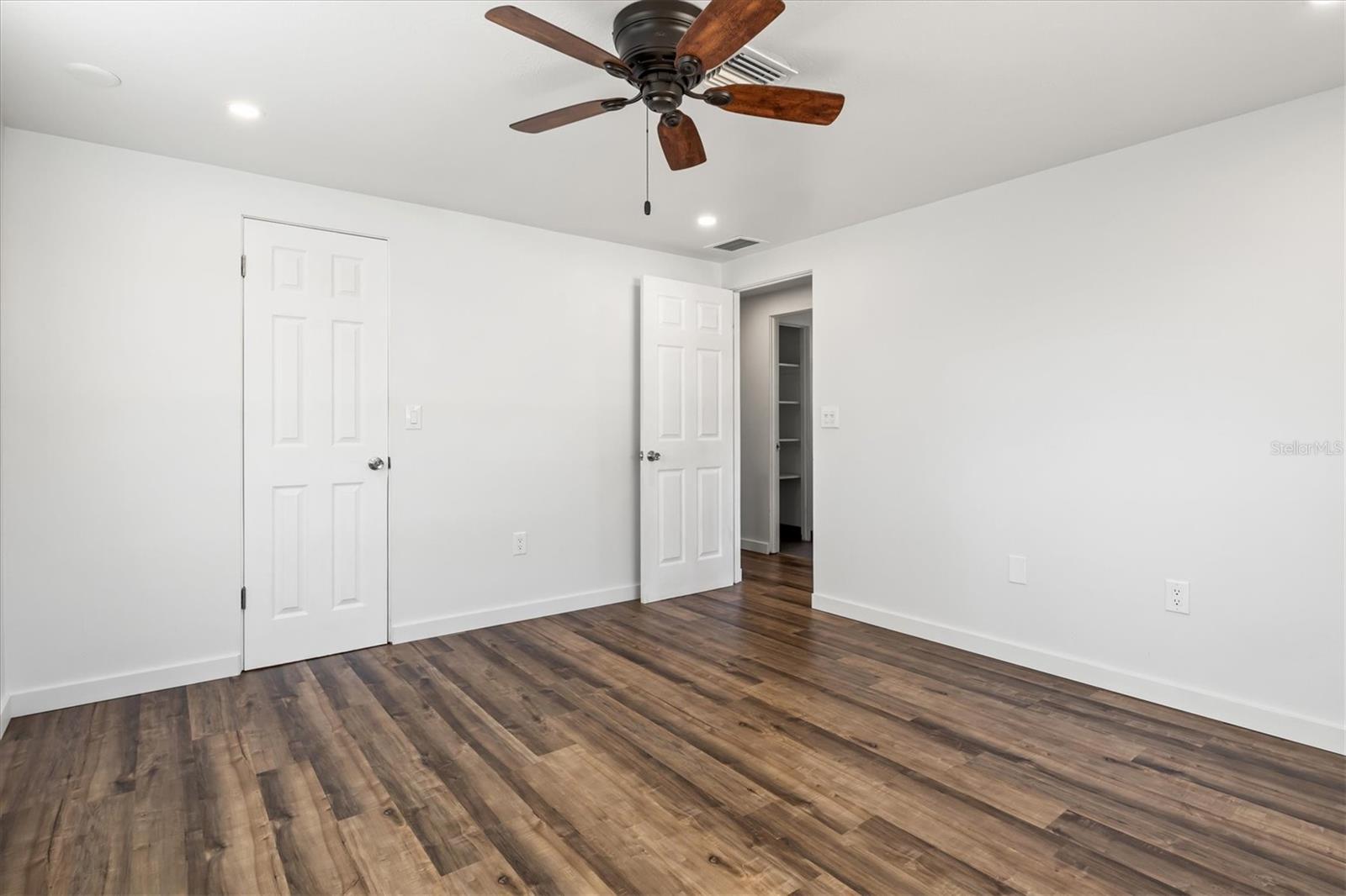 SUNSET BEACH - Residential