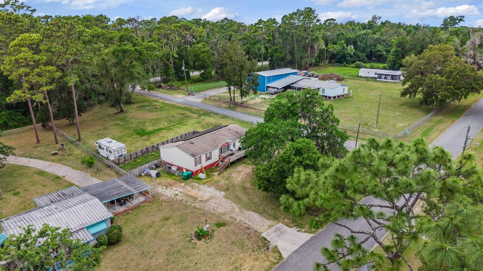 GOLDEN VILLAGE - Residential