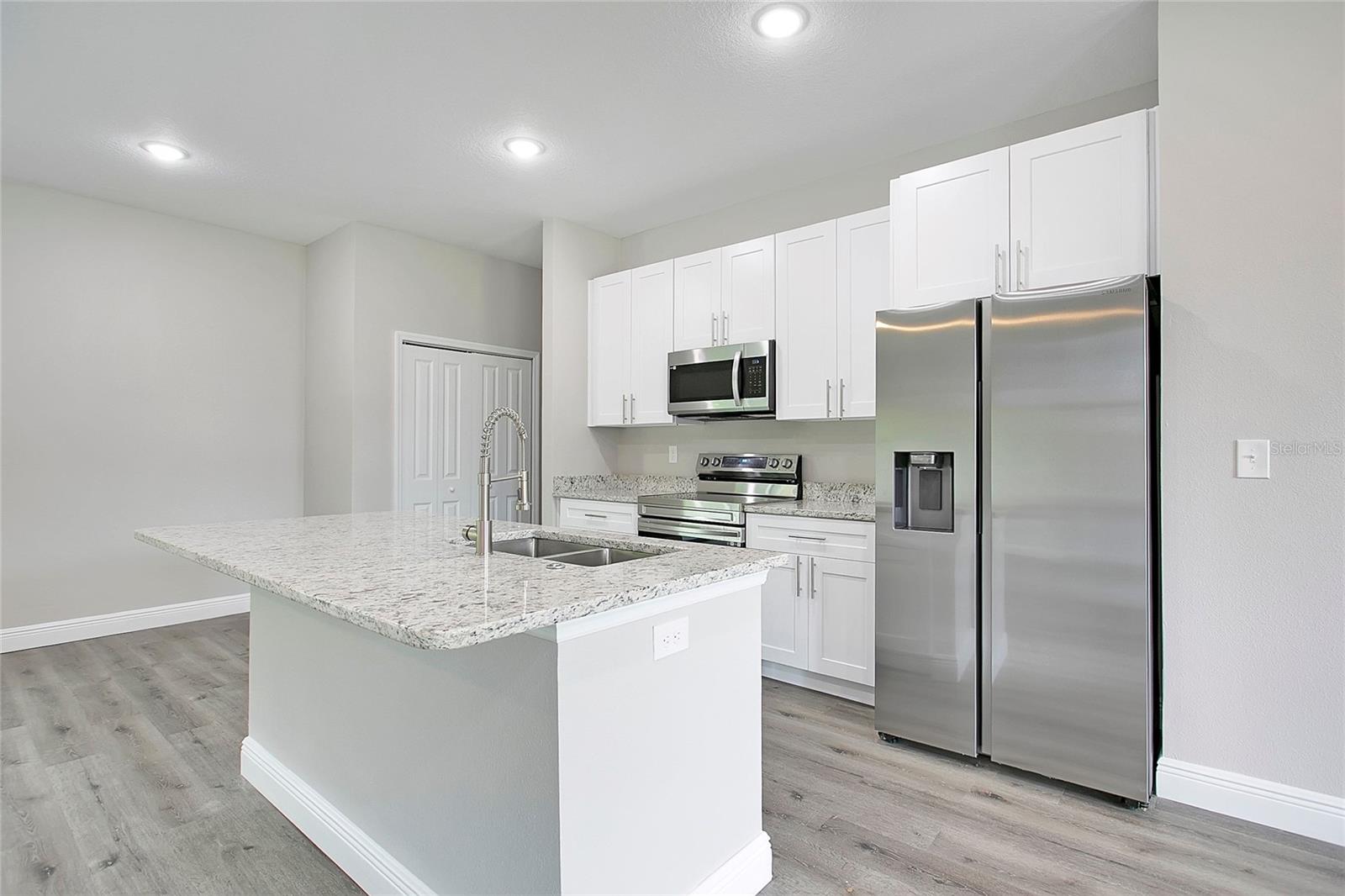 DELTONA LAKES UNIT 30 - Residential