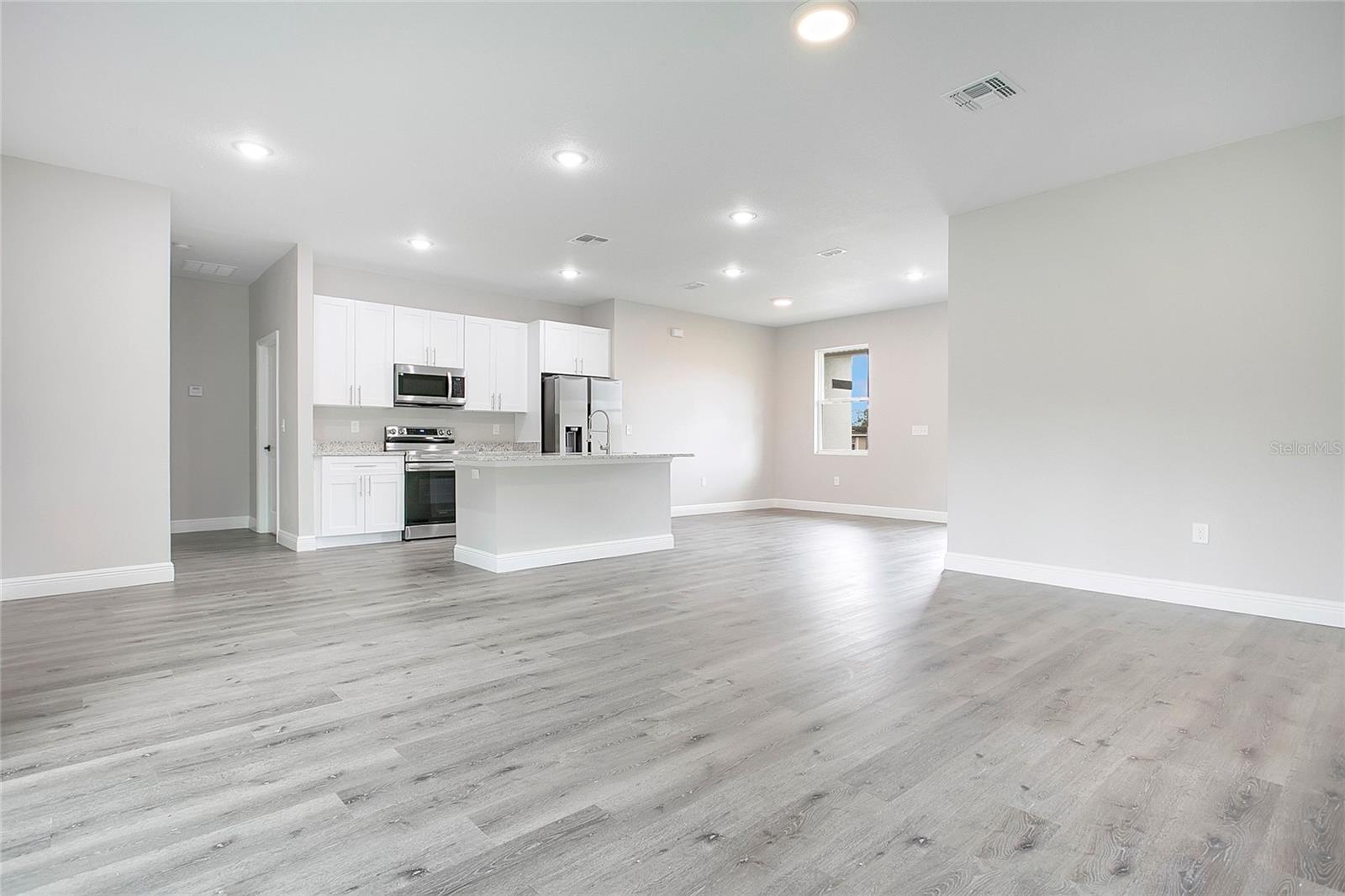 DELTONA LAKES UNIT 30 - Residential