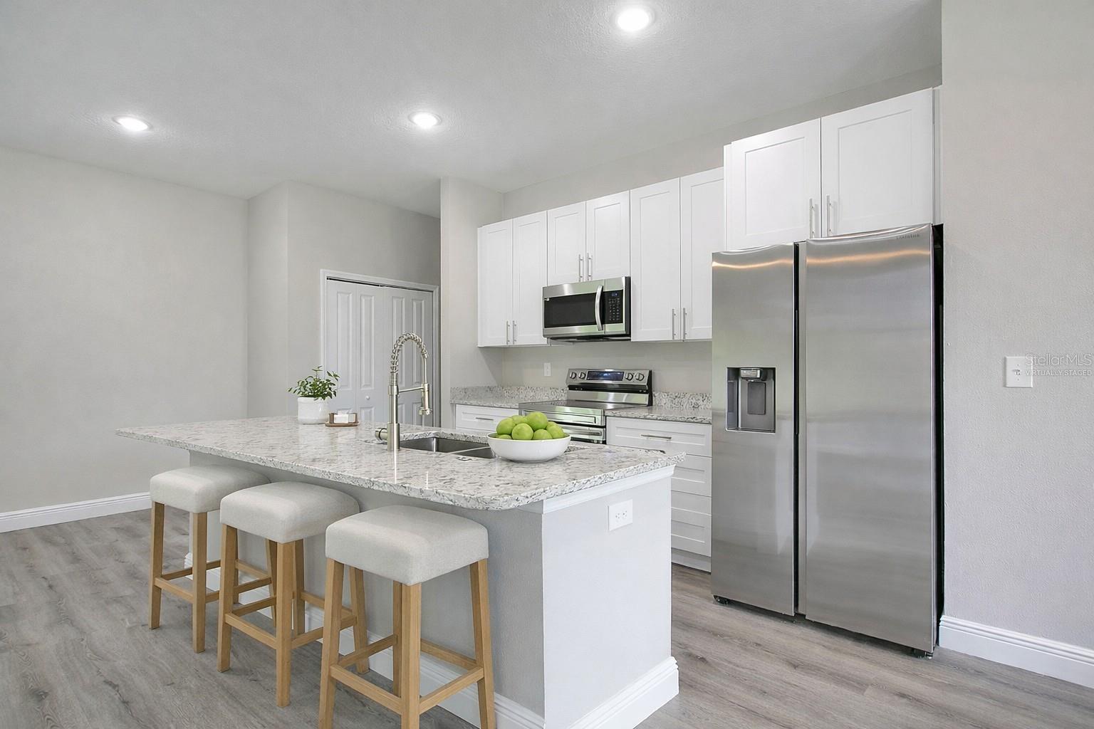 DELTONA LAKES UNIT 30 - Residential