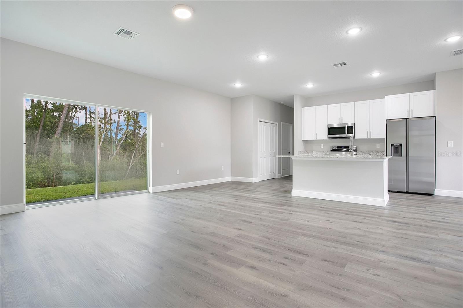 DELTONA LAKES UNIT 30 - Residential