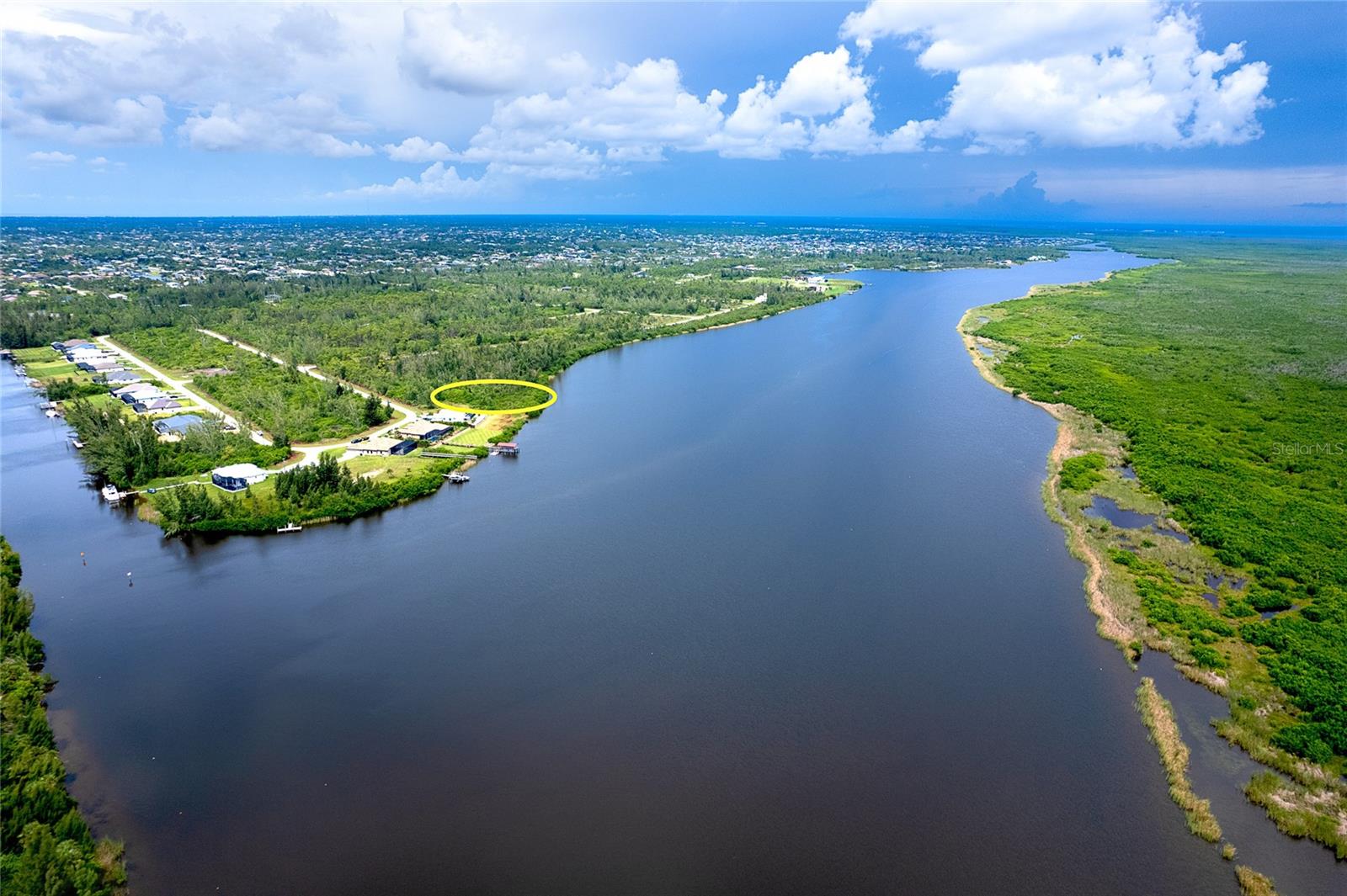 PORT CHARLOTTE SEC 94 01 - Land