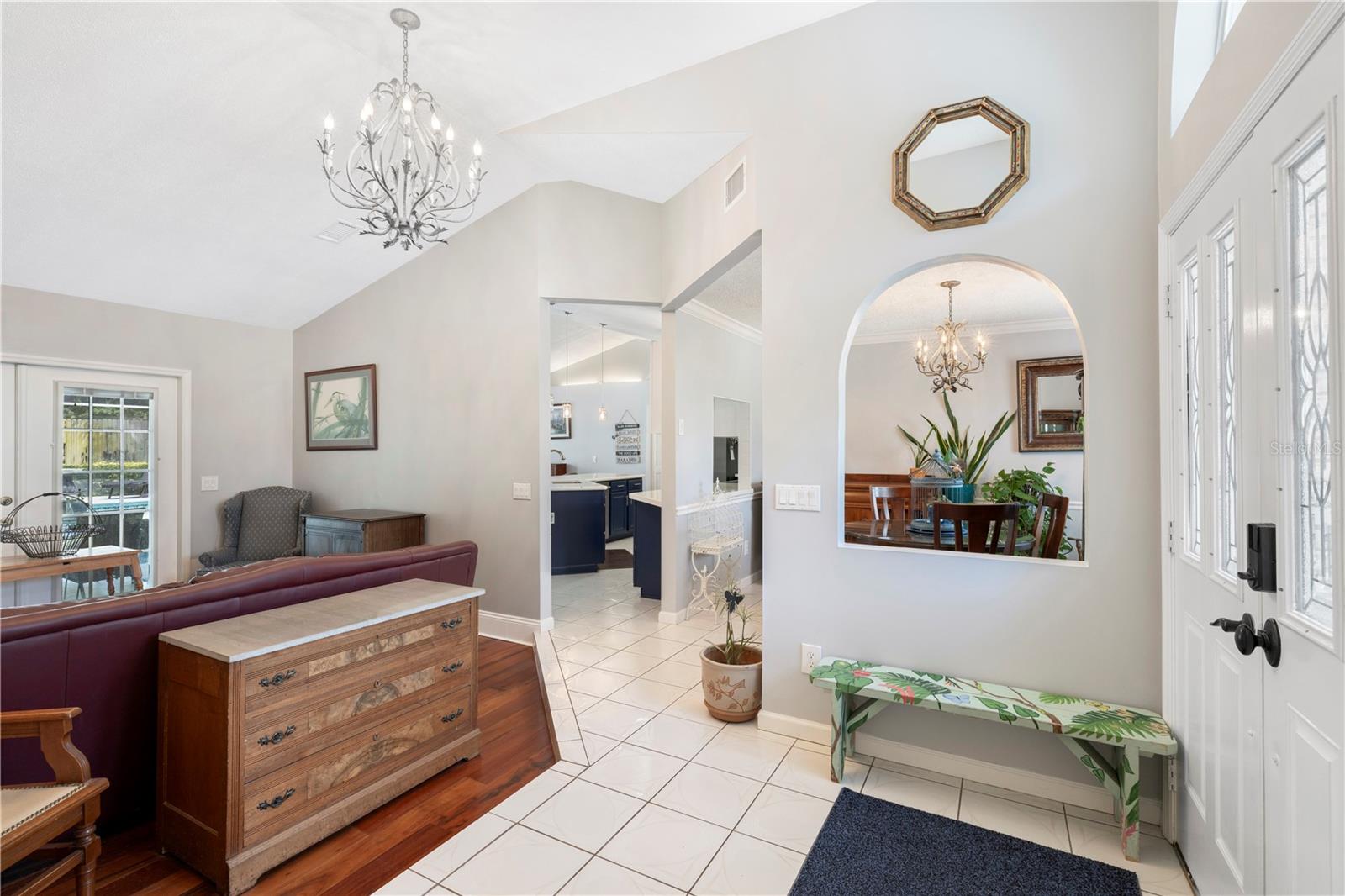 1080 4TH COURT SW, VERO BEACH, FL, 32962/$475,000 2 1080 4TH COURT SW