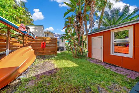 A home in LONGBOAT KEY