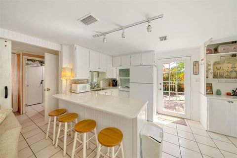 A home in LONGBOAT KEY