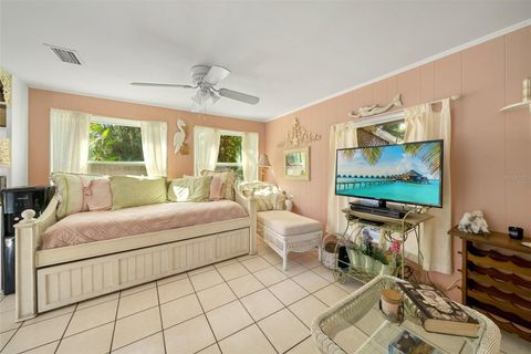 A home in LONGBOAT KEY