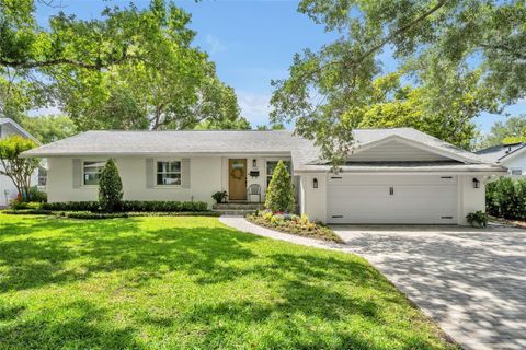 Photo of 104 Tangelo Court, Maitland, FL 32751 (MLS # O6403054)